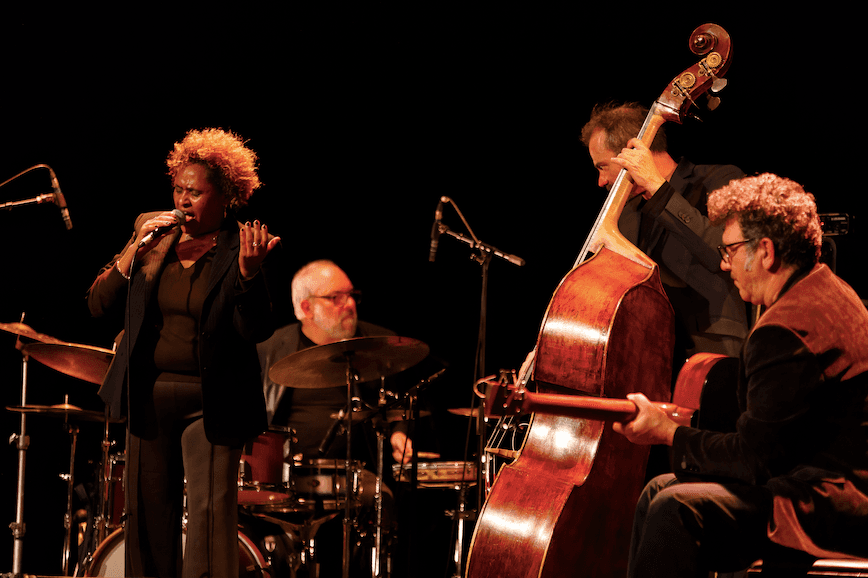 ETENESH WASSIÉ – koncert på Turkis i Aarhus